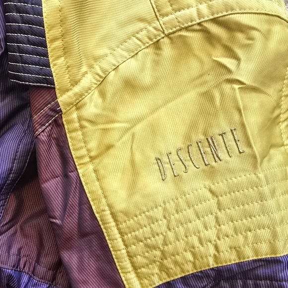 Retro DESCENTE Snowsuit Ideal for Ski Snowboard or any Winter Sport ❄️ Like New! - Picture 6 of 9